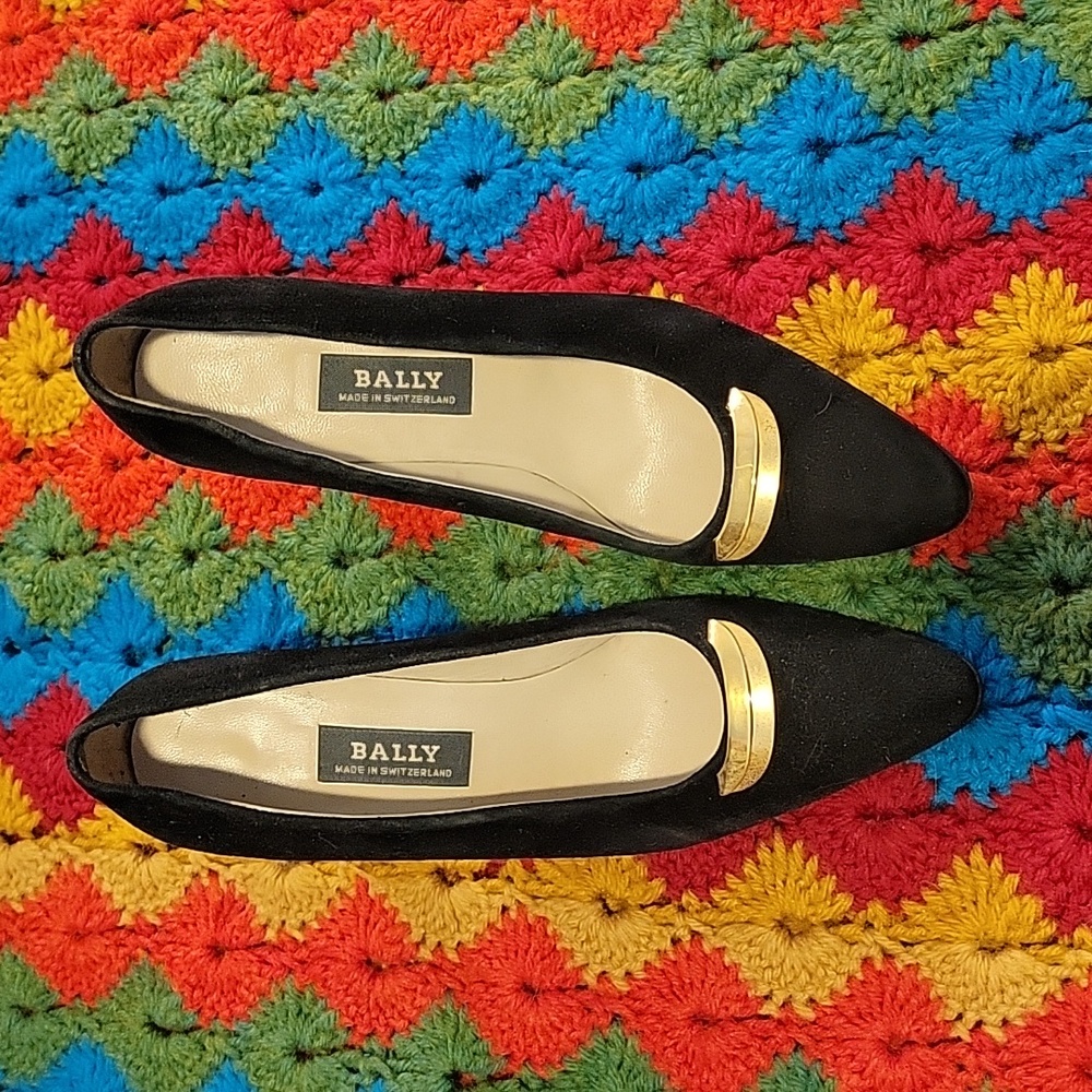 Bally Vintage Suede Pumps Size 7